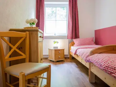 Kirschenholz_WHG_02_Kinderzimmer_03