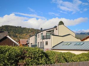 Appartements Parkgasse im Herbst