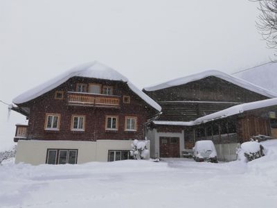 Bauernhaus im Winter