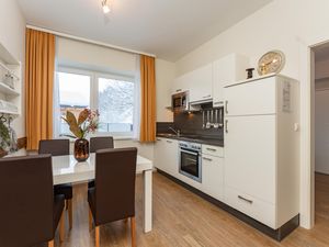 16345270-Ferienwohnung-3-Schladming-300x225-2