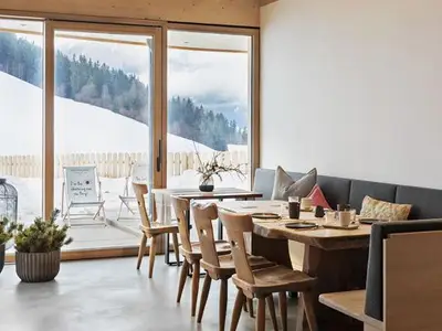 Holzhackerin-Apartment-Stube8