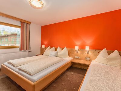 App. Orange Schlafzimmer