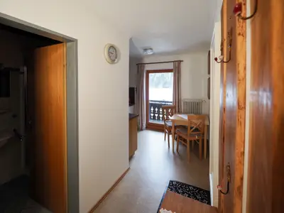 Flur, Küche und Essbereich Ferienwohnung Geigelstein