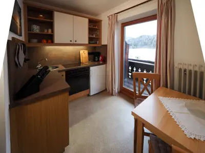 Küche und Essbereich Ferienwohnung Geigelstein