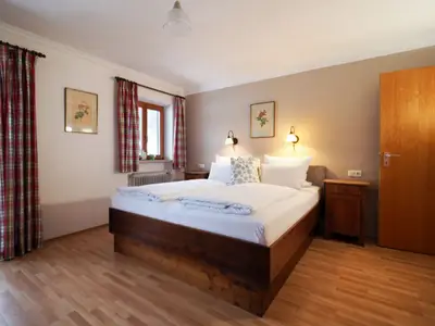 Schlafzimmer Ferienwohnung Essbereich