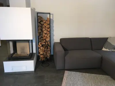 Wohnbereich mit Kamin