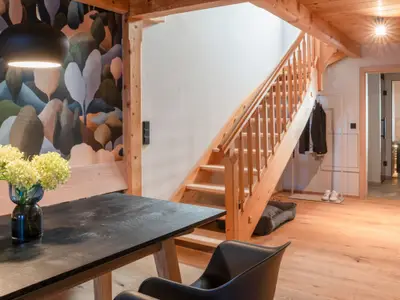 Treppenaufgang zu den Schlafzimmern