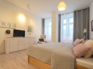 23376879-Ferienwohnung-2-Schleswig-300x225-3