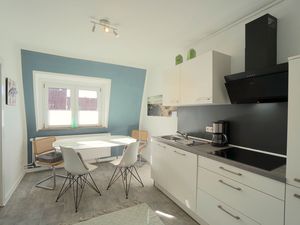 23883601-Ferienwohnung-2-Schleswig-300x225-1