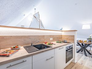 23965609-Ferienwohnung-2-Schleswig-300x225-4