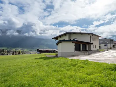 Lodge_Schoenfeld_Zufahrt zur Lodge