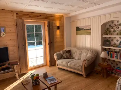 Photo, INSIDE, OUTSIDE