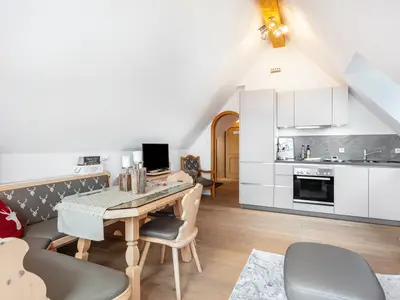 Photo, INSIDE, OUTSIDE