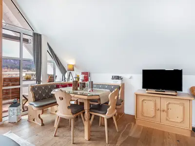 Photo, INSIDE, OUTSIDE