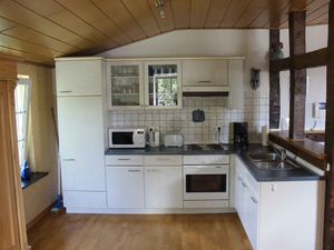 23587225-Ferienwohnung-6-Schmallenberg-300x225-4