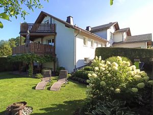 22777113-Ferienwohnung-4-Schmallenberg-300x225-0