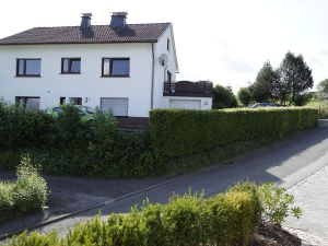 23283171-Ferienwohnung-3-Schmallenberg-300x225-2