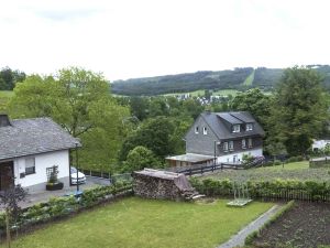 Ferienwohnung Feldmann Auf der Mauer - Schmallenberg Sauerland - Garten