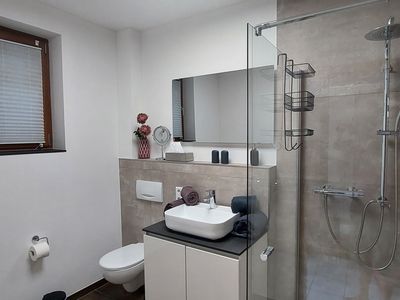 BATHROOM, INSIDE