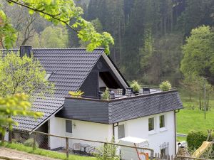 22776869-Ferienwohnung-4-Schmallenberg-300x225-4