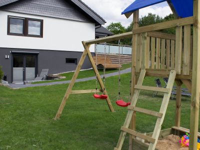 Ferienhaus am Rarbach - Kirchrarbach Sauerland - Spielplatz