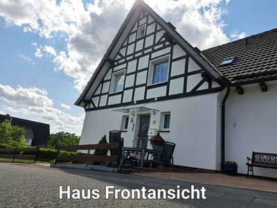 Ferienwohnung Blumenau - Familie Baumeister - Wormbach im Schmallenberger Sauerland - gästeeingang