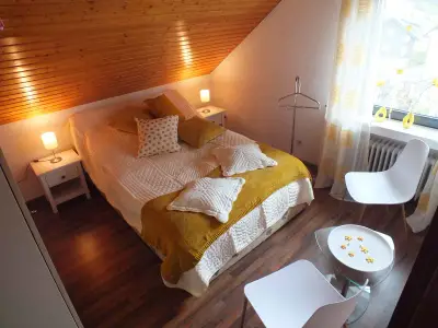 Haus Westfeld, Petra Meßbacher - Westfeld Sauerland - Wohnung Wanderglück