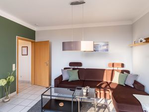 22776815-Ferienwohnung-2-Schmallenberg-300x225-3