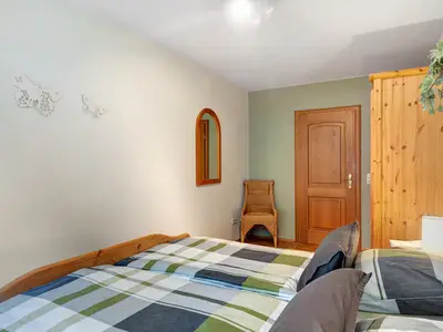 BEDROOM, INSIDE