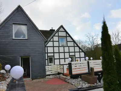 Ferienwohnung für 4 Personen (38 m²) in Schmallenberg 1/10