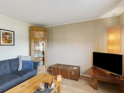 Photo, INSIDE, OUTSIDE