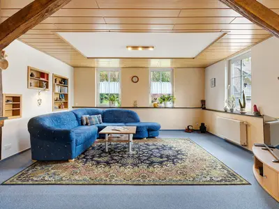 Photo, INSIDE, OUTSIDE