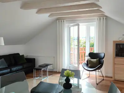 Photo, INSIDE, OUTSIDE