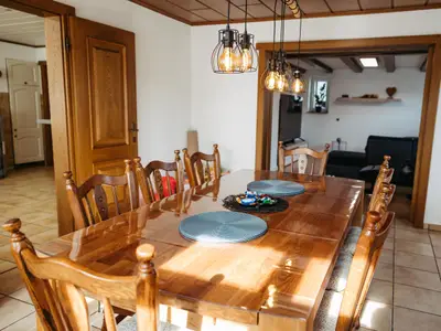 Ferienwohnung Wennetal, Familie Blefgen - Schmallenberg-Niederberndorf Sauerland - Esszimmer