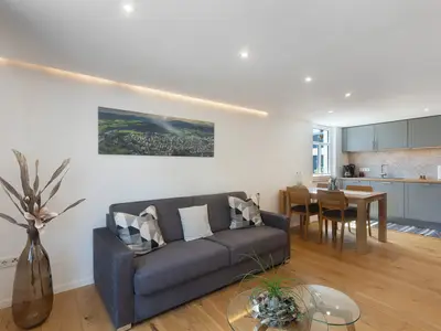 Photo, INSIDE, OUTSIDE