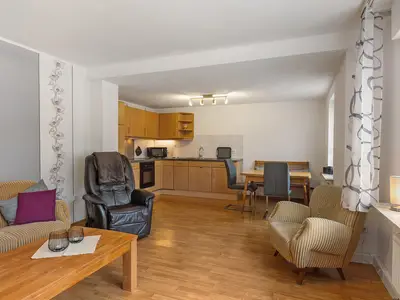 Photo, INSIDE, OUTSIDE