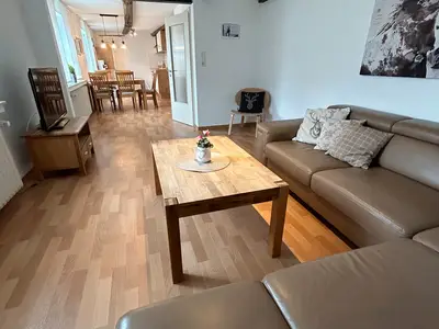 Photo, INSIDE, OUTSIDE