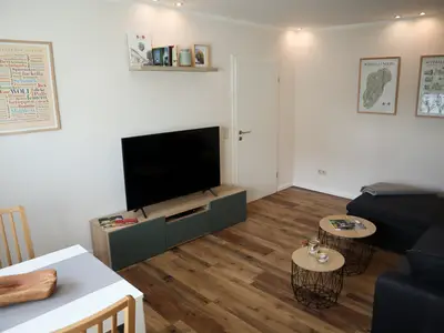 Photo, INSIDE, OUTSIDE