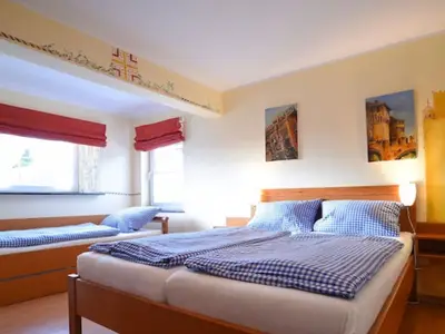 Schlafzimmer Wohnung Huhn