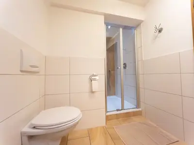 Badezimmer  Wohnung Katze