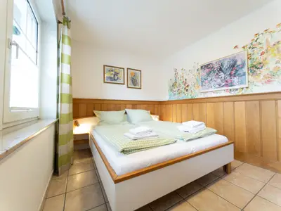 Schlafzimmer 2 Wohnung Hund