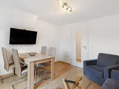 Photo, INSIDE, OUTSIDE