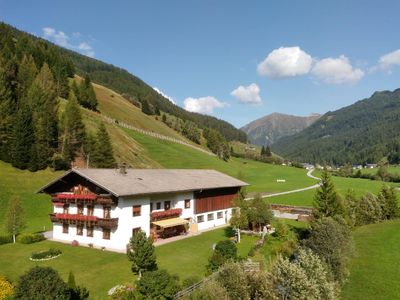 Saxerhof Sommer außen