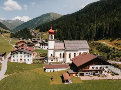 Schmirn-Alpenblumengarten_JohannesBitter_TVB-Wippt