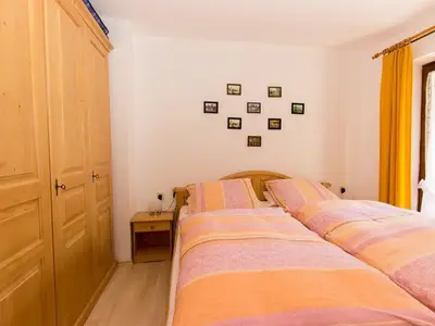 Schlafbereich. Schlafzimmer mit Doppelbett 180 x 200 cm Fewo 1