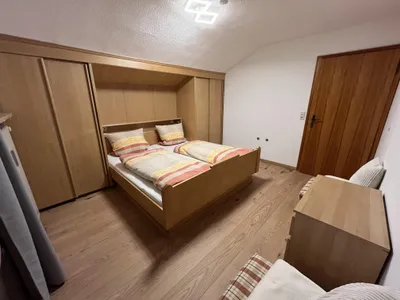 Haus-Stiafei Schlafzimmer Ferienwohnung