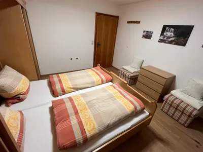 Haus-Stiafei Schlafzimmer Ferienwohnung