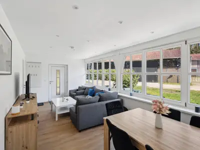 Eingang Wohn-Essbereich 2