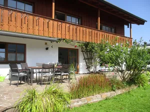 Ferienwohnung für 4 Personen (175 m²) in Schönau am Königssee