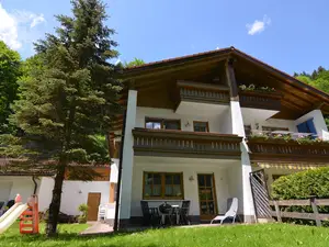 Ferienwohnung für 5 Personen (75 m²) in Schönau am Königssee